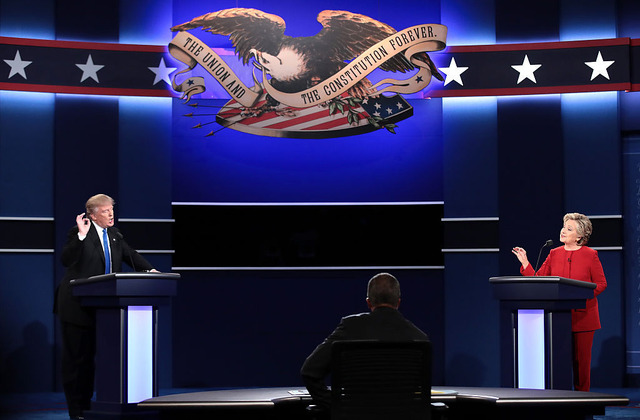 Hillary Clinton And Donald Trump Face Off In First Presidential Debate At Hofstra University　（Photo by Drew Angerer／Getty Images）