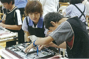 親子で楽しむノートパソコン自作体験、富士通が8/9川崎で開催 画像