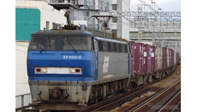 今年3月のダイヤ改正を機に引退したEF200形電気機関車。