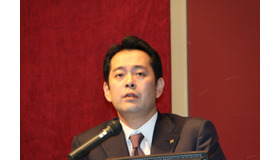 フォーラム開会のあいさつをする日本青年会議所 会頭 相澤弥一郎氏