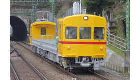 現在のデト15号編成。京急ではレアな車両で、かつ、赤の京急とは真逆の黄色い車体であることから、新幹線の「ドクターイエロー」になぞらえ「幸せの黄色い電車」と呼ばれることも。