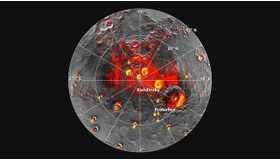 メッセンジャーが観測した、水星の北極地方の地形図。赤い部分が日陰。　NASA/Johns Hopkins University Applied Physics Laboratory/Carnegie Institution of Washington/National Astronomy and Ionosphere Center, Arecibo Observatory. 