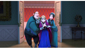 左から、カイ＆アナ＆ゲルダ『アナと雪の女王』ポスター／(C) 2014 Disney. All Rights Reserved.