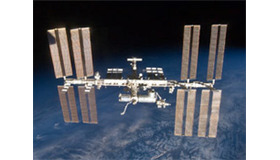 国際宇宙ステーション（出典：JAXA）