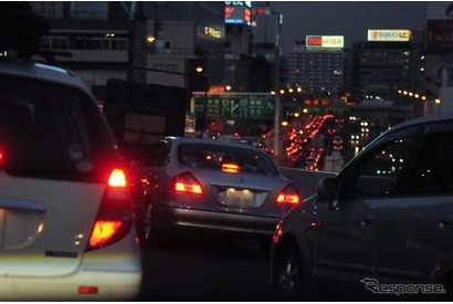 お盆の高速道路渋滞、30km以上は昨年の2.6倍 画像