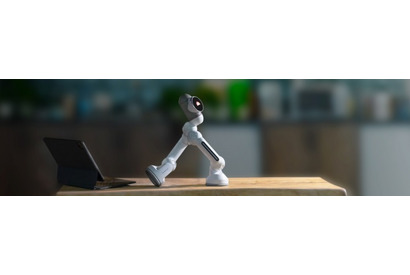 プログラミングとロボット工学を学べる教育おもちゃClicBot 画像