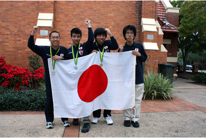 国際情報オリンピック、日本代表の高校生が金メダル1つ、銀メダル2つを獲得 画像