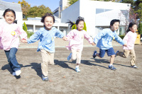 子どもの数1,605万人と過去最低…増加は東京のみ 画像