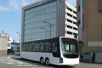 慶應電動バス、湘南台駅ーSFC間で公道試乗会 画像