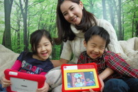 【韓国スマートママ 2/3】タブレットPC向け学習アプリ＋本の組合せが人気 画像