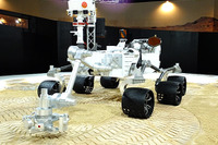 【宇宙博2014】NASAの火星探索車「キュリオシティ」…米国外で初 画像
