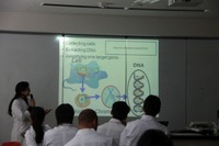 先端科学を英語で学ぶ、広尾学園中 サイエンスイマージョンプログラム 画像