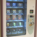 フロアには離乳食を扱う自動販売機も設置されている