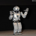 ソニーが2000年ごろに試作していた人型ロボット「QRIO」