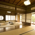 「鎌倉学び舎」古民家内のようす
