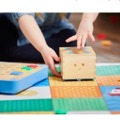 3歳から遊べるプログラミングおもちゃ「キュベット（Cubetto）」