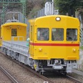 現在のデト15号編成。京急ではレアな車両で、かつ、赤の京急とは真逆の黄色い車体であることから、新幹線の「ドクターイエロー」になぞらえ「幸せの黄色い電車」と呼ばれることも。