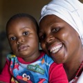 HIV陽性の両親から生まれたラクソン君、治療の甲斐ありHIVに感染せず（ザンビア）