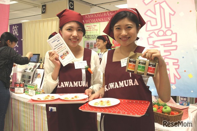 川村学園女子大学　学生が企画、開発したジャムを販売