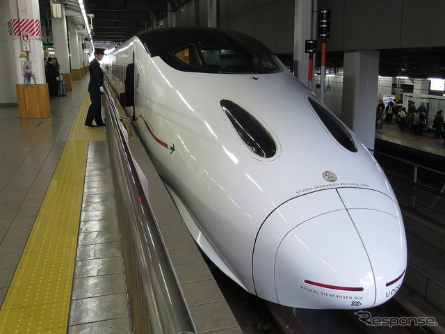 「ガチきっぷ」は博多～熊本間や博多～長崎間など九州内の主要都市を結ぶ九州新幹線や在来線特急を利用できる。写真は九州新幹線。