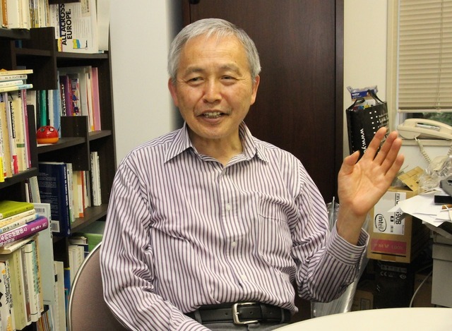 「日本の中小企業ではいま、事業承継が大きな問題だ」と語る三井さん。嘉悦大学大学院でも、そのテーマでの開講が予定されている
