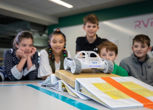 【レア 美品】 Sphero RVR ローヴァー　プログラミングロボット Amazon | Sphero RVR(ローヴァー) 車型 プログラミング ロボット STEM