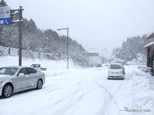 年末年始に大雪の恐れNEXCO東日本が注意と準備呼びかけ