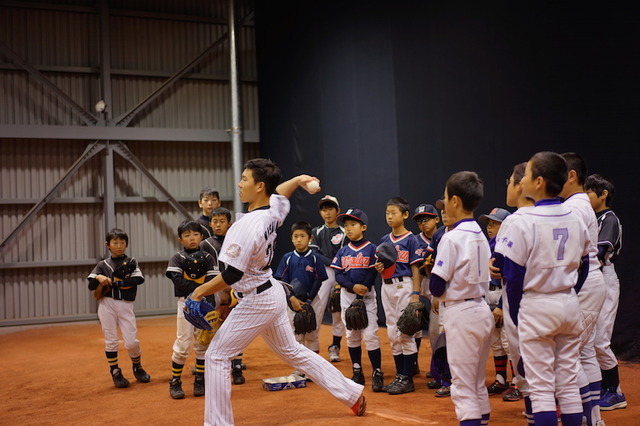 2015年度少年野球教室のようす　(C) C.L.M.