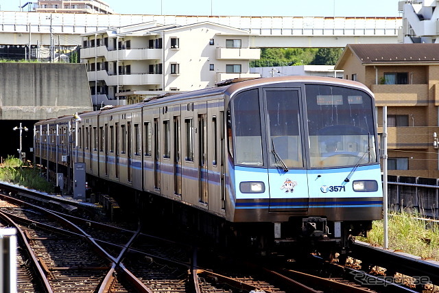 川崎市内への延伸が計画されている横浜市営地下鉄ブルーライン。