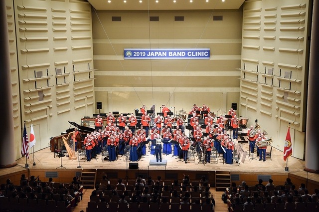 「第50回日本吹奏楽指導者クリニック」のコンサートのようす