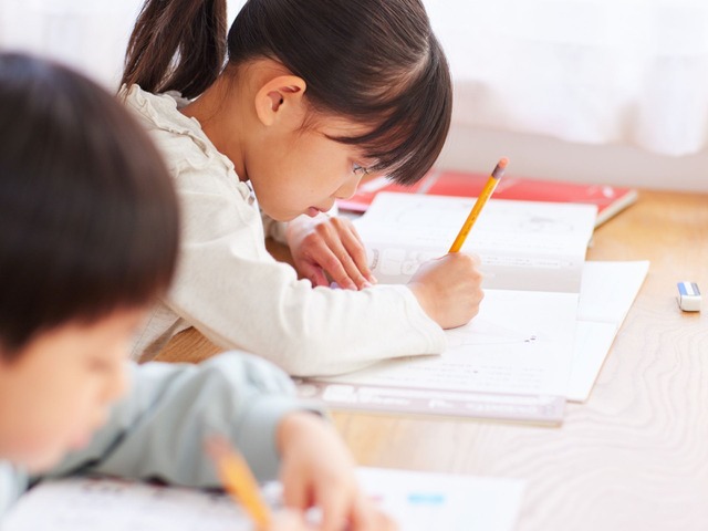 【小学校受験2026】まさに「波乱の年」志願倍率トップ10から見えた最新の動向