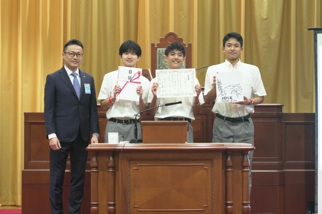 設定テーマ部門：日本青年会議所会頭賞／精道三川台高等学校「エルガシア」