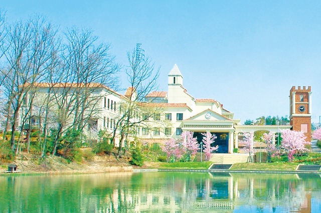 大和大学白鳳短期大学部（奈良県北葛城郡王寺町）