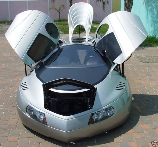 スターウォーズのミレニアム・ファルコンのように見える車を作成したいという