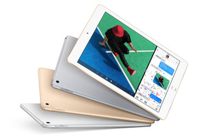 Apple、9.7インチiPadを3万円台で発売 画像