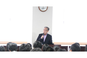 広尾学園で前グーグル名誉会長 村上氏が講演、グローバル時代を生き抜くためのヒントを伝授 画像