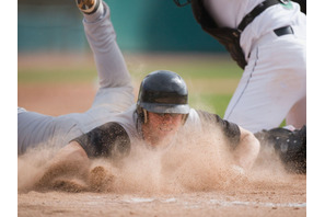 【高校野球2025夏】東京勢対決は日大三が勝利、ベスト4入り 画像