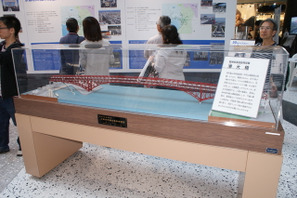 開通50周年記念「阪神高速展」、港大橋の地震対策に注目 画像