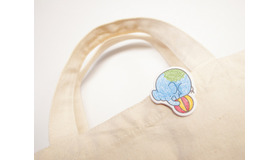 手作りしたペーパーブローチの使用イメージ