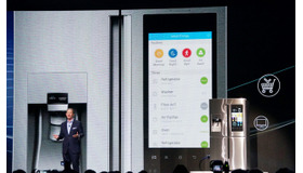 本体にディスプレイを搭載したスマート冷蔵庫「Family Hub」