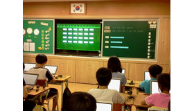 仁川市トンマク初等学校のデジタル教科書授業の様子