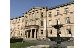 テュービンゲン大学（ドイツ）