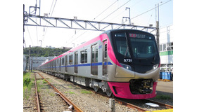 5月5日に「京王線スペシャル電車」として動物園線へ乗り入れる京王5000系。当日は車内で多摩動物公園のスタッフによるトークやクイズ大会が行なわれる。