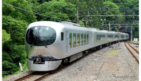 「往復小児特急料金実質無料キャンペーン」の対象列車は、001系Laviewで運行される西武秩父線直通特急。