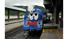 今年も運転される青い蒸気機関車「SLくん」。大井川鐵道のキャラクターを「実車化」した。