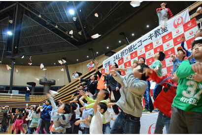 JAL「第1回 折り紙ヒコーキ全国大会」地区予選、全国20か所で開催 画像