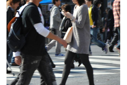 全国初「歩きスマホ」防止条例制定…神奈川県大和市 画像
