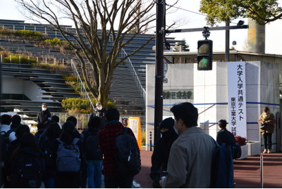 【大学入学共通テスト2022】第6波にあえぐ共通テスト、試験開始…東工大試験会場のようす 画像