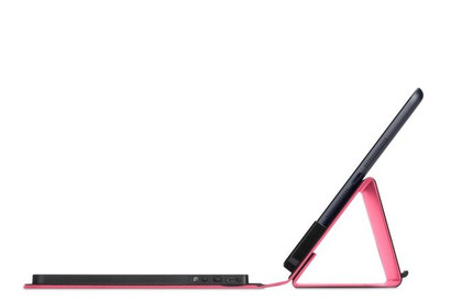 ベルキン、ピンクのiPad mini用キーボード一体型ケース発売 画像