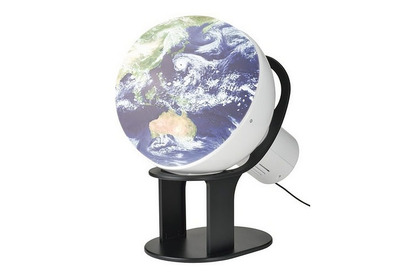 学研、ドーム型スクリーンに地球などを映し出す情報球儀の提供を開始 画像